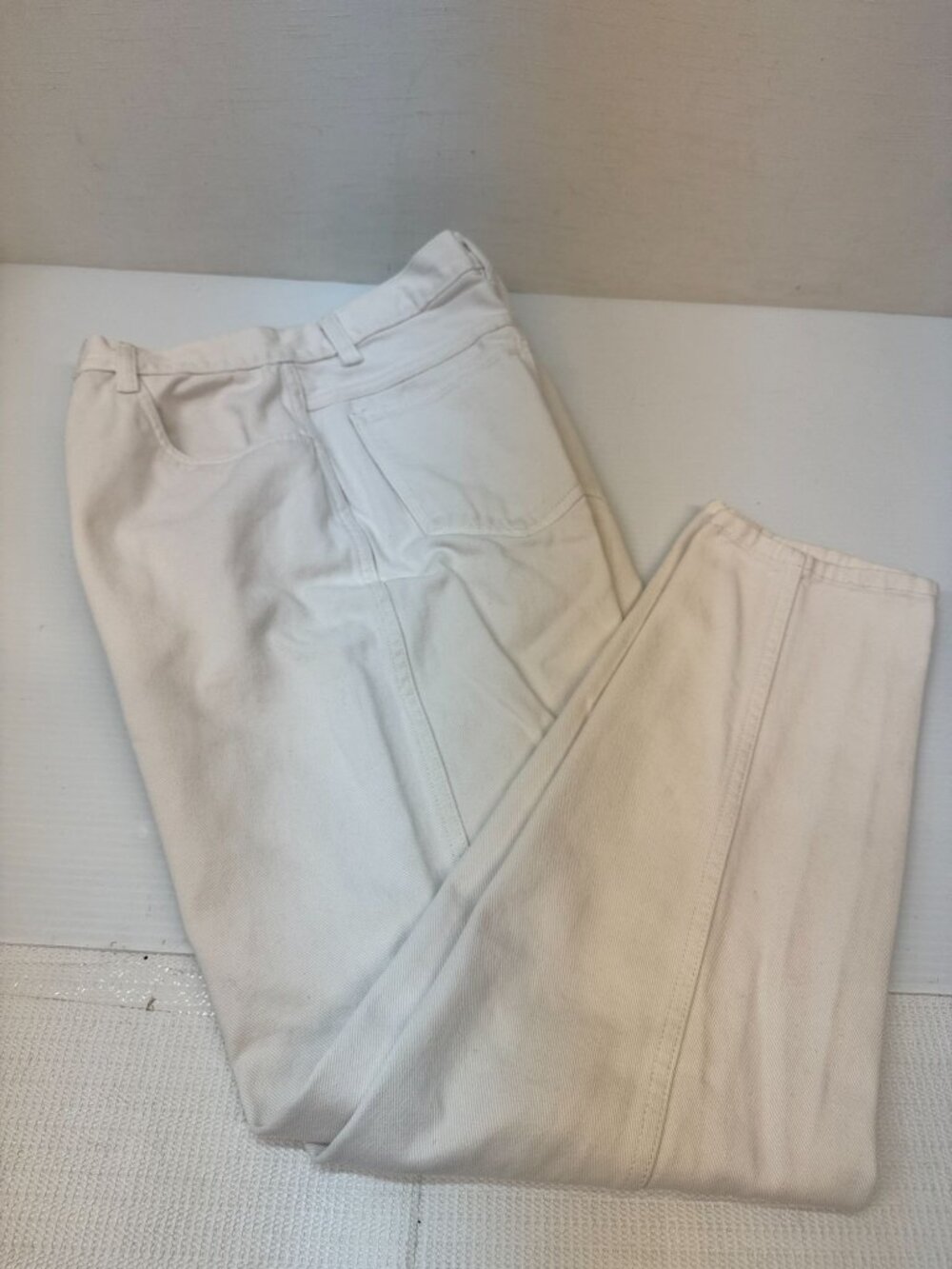 Bill Blass white Jeans size 10 straight leg